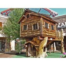 Playhouse and Treehouse Playhouse and Treehouse